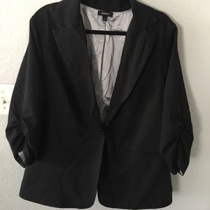 Women’s Torrid size 3 black blazer
